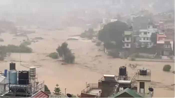 নেপালে ভয়াবহ বন্যা-ভূমিধসে নিহত অন্তত ১১২