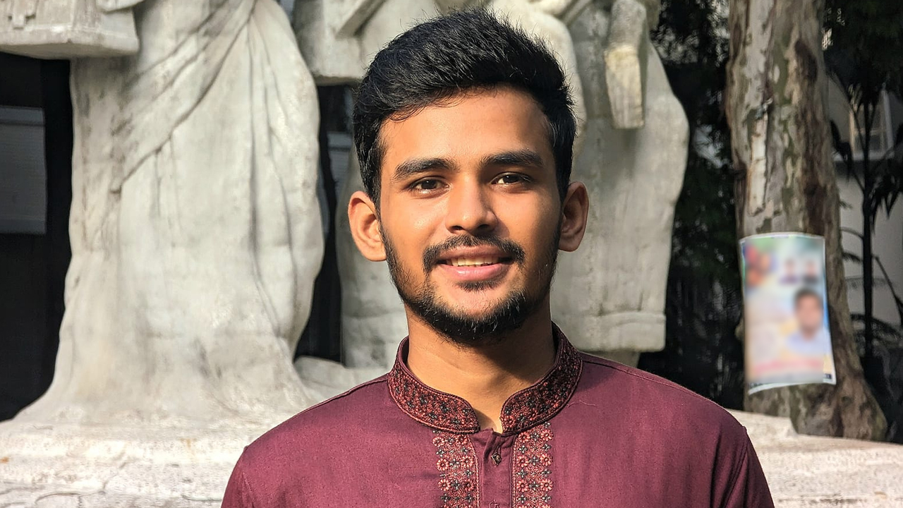 আমার কোনো রাজনৈতিক সংশ্লিষ্টতা নেই