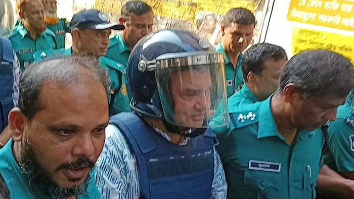 সাবের হোসেন চৌধুরী ৫ দিনের রিমান্ডে