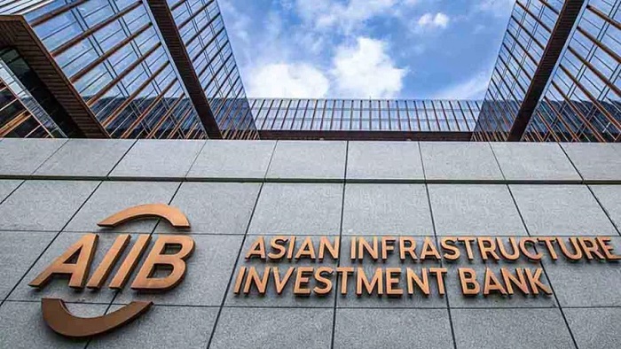 বাংলাদেশকে ৭০ কোটি ডলার দিবে এআইআইবি