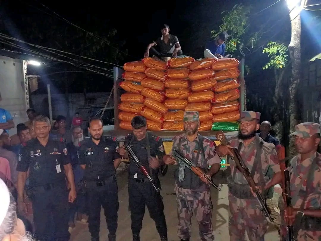 ময়মনসিংহের হালুয়া ঘাটে ২১৫ বস্তা মজুদ ভারতীয় জিরা জব্দ