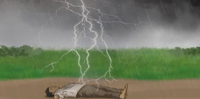 রামগড়ে বিলে ঘাস কাটতে গিয়ে বজ্রপাতে মৃত্যু