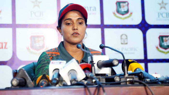 যা বললেন অধিনায়ক জ্যোতি