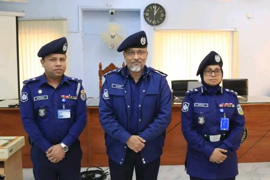 ময়মনসিংহ ট্যুরিস্ট পুলিশের “Tourism management and Security issues ” বিষয়ক কোর্স এর সমাপনী অনুষ্ঠানে রেঞ্জ ডিআইজি