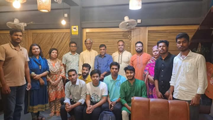 ফেনীতে প্রথমআলো বন্ধুসভার ইফতার ও দোয়া মাহফিল অনুষ্ঠিত