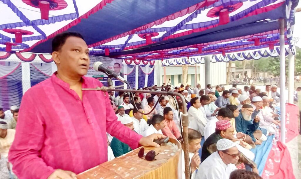 গোমস্তাপুরে বিএনপির দোয়া ও ইফতার মাহফিল অনুষ্ঠিত