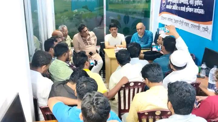 সোনাগাজীতে সিআইপি কিসলু খাঁনের সাথে স্থানীয় সাংবাদিকদের মতবিনিময়