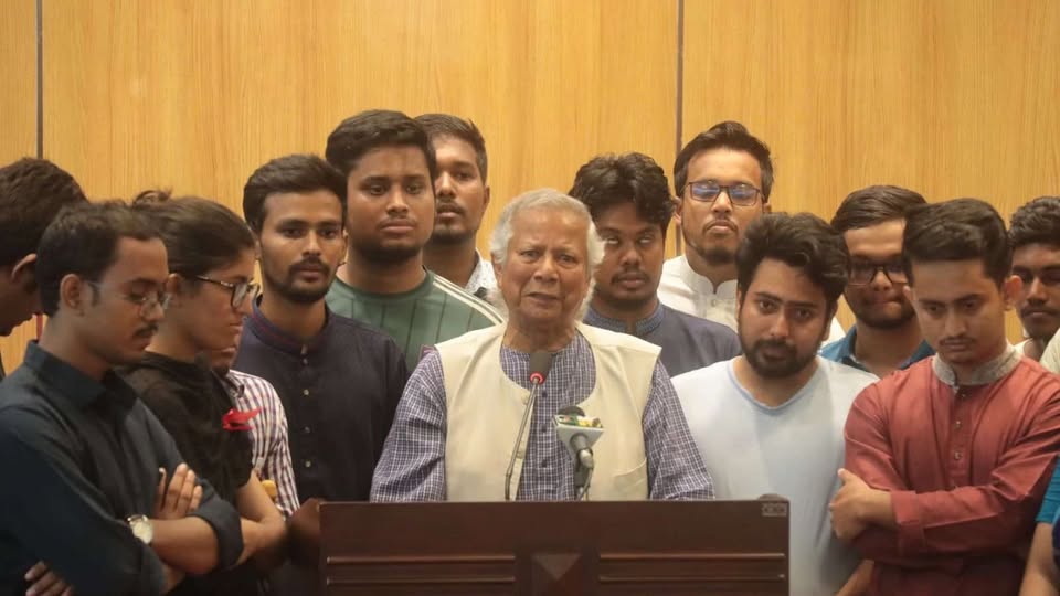 পুঁজিবাজার পরিস্থিতি উন্নয়নে প্রধান উপদেষ্টার পাঁচ নির্দেশনা