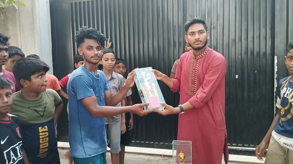 <span>আব্দুল মাবুদ মোহাম্মদ ইউসুফ, মনোহরদী, নরসিংদী / </span>উৎসবমুখর পরিবেশে দা আল-হেরা ফাউন্ডেশনের ফাইনাল ফুটবল ম্যাচ সম্পন্ন