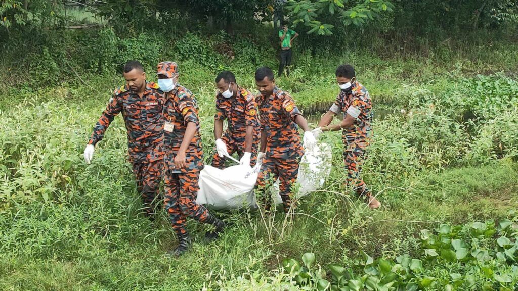 <span>রূপগঞ্জ নারায়ণগঞ্জ প্রতিনিধি / </span>বালু নদীতে নিখোঁজ সৃজন সাহার মরদেহ উদ্ধার