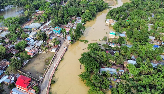 বাড়ছে নদীর পানি