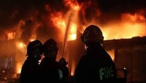 <span>আল রোকন, রিপোর্টার কুমিল্লা / </span>দাউদকান্দি পৌরসভায় ২ নং ওয়ার্ড মুন্সিবাড়ি জামিয়া হামিদিয়া দারুল উলুম মাদ্রাসায় আগুন