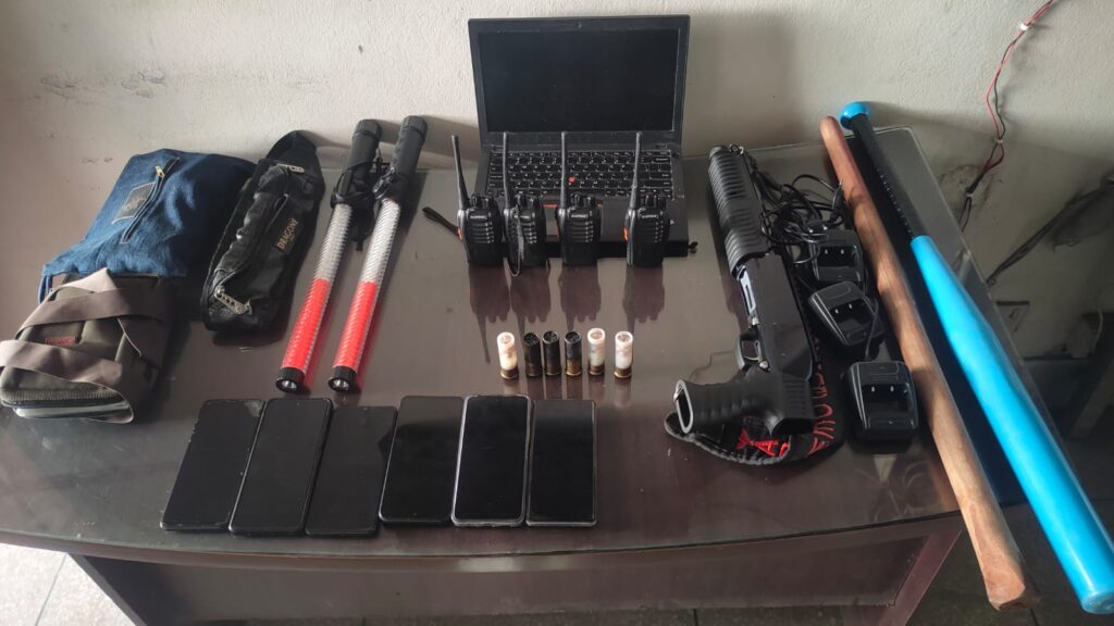 টাঙ্গাইলে ডাকাতি চেষ্টা: অস্ত্রসহ ৬ জন আটক