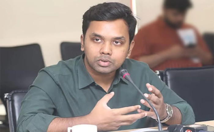 এনসিপি থেকে পদত্যাগ করলেন মুশফিক উস সালেহীন