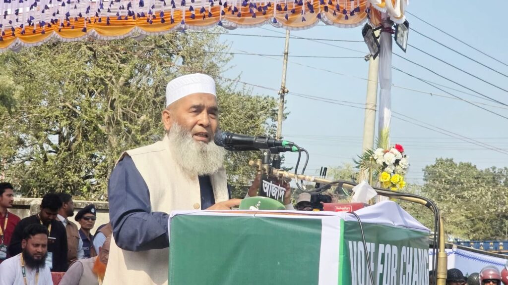 <span>মোঃ রবিউল ইসলাম মিনাল গোদাগাড়ী রাজশাহী প্রতিনিধি / </span>রাজশাহী-১: ৪ হাজার ভোটের ব্যবধানে বিএনপি প্রার্থীকে হারিয়ে জামায়াতের মুজিবুর রহমান জয়ী