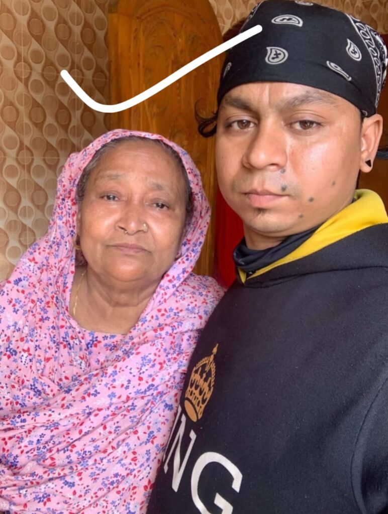 নূরের আলোয় আপনার কবর ভরে দিন