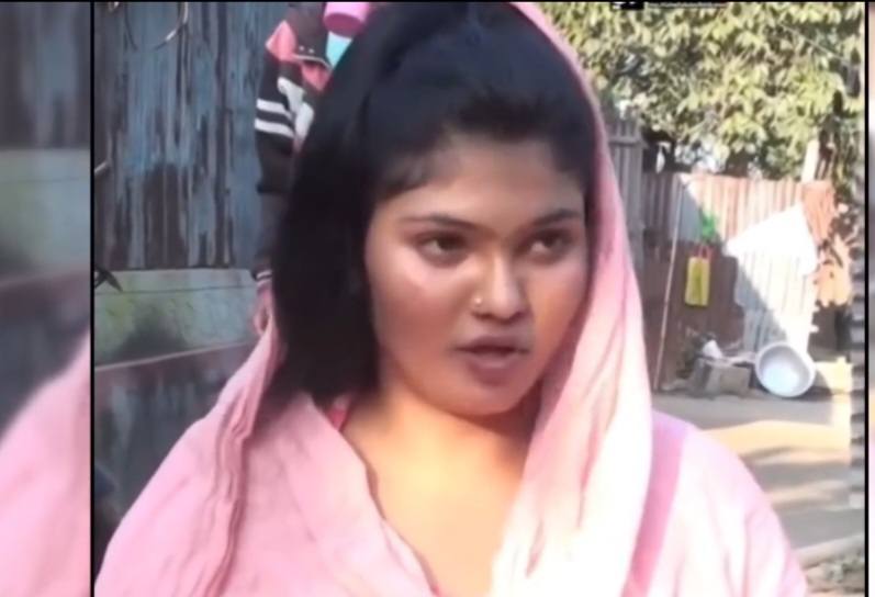 স্বামীর আবদারে গেঞ্জি পরে টিকটক: অতঃপর ডিভোর্স