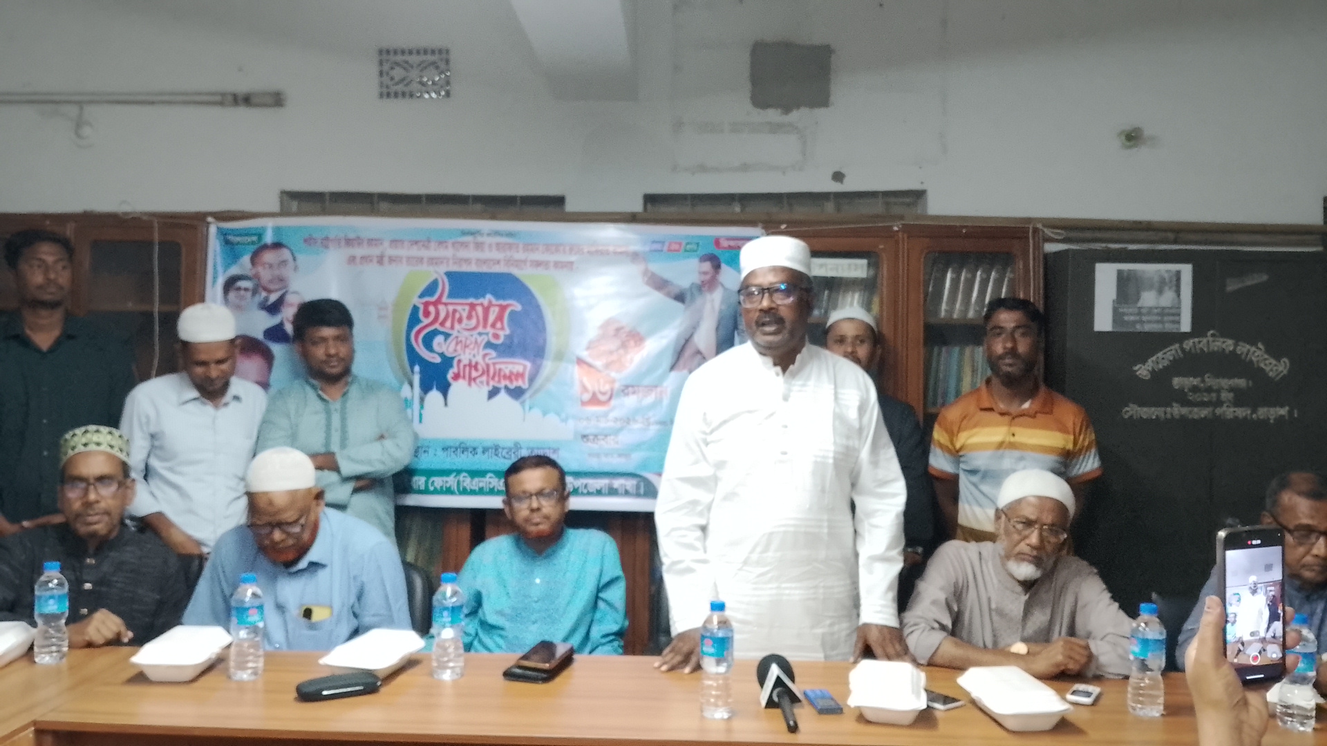 তাড়াশে জাতীয়তাবাদী সাইবার ফোর্সের ইফতার ও দোয়া মাহফিল অনুষ্ঠিত