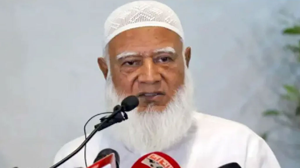 ঈদে ঘরে ফেরা লোকজনের ওপর চরম জুলুম করা হচ্ছে