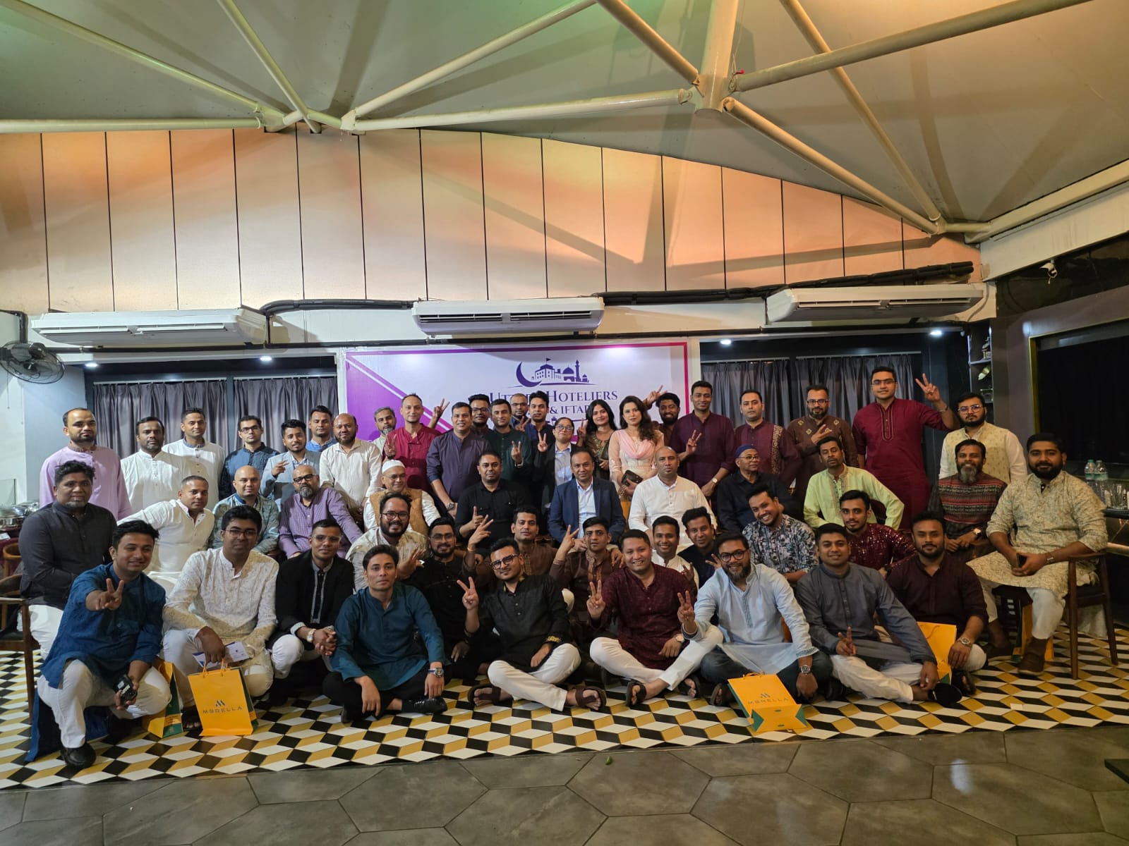 উত্তরার হোটেলিয়ানদের মিলনমেলা: ইফতার ও ডিনারে আতিথেয়তা শিল্পের সম্ভাবনা নিয়ে আলোচনা