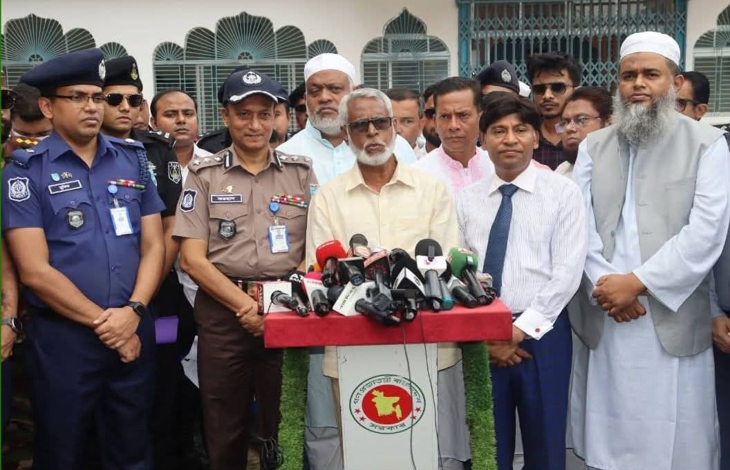 কিশোরগঞ্জের ঐতিহ্যবাহী শোলাকিয়া ঈদের ১৯৯তম জামাতের মাঠ প্রস্তুত: থাকছে চার স্তরের নিরাপত্তা