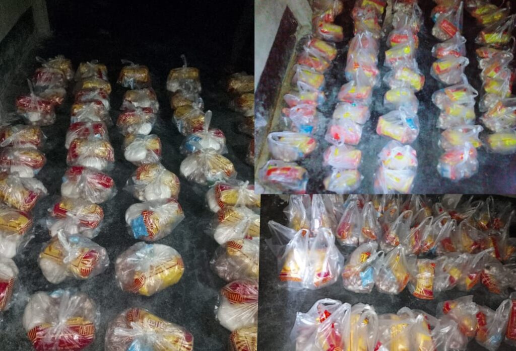 <span>মোঃ জাকারিয়া খাঁন মুরাদ / </span>ভূরুঙ্গামারীতে জামায়াতে ইসলামীর উদ্দ্যোগে অসহায় পরিবারকে ঈদ সামগ্রী বিতরন