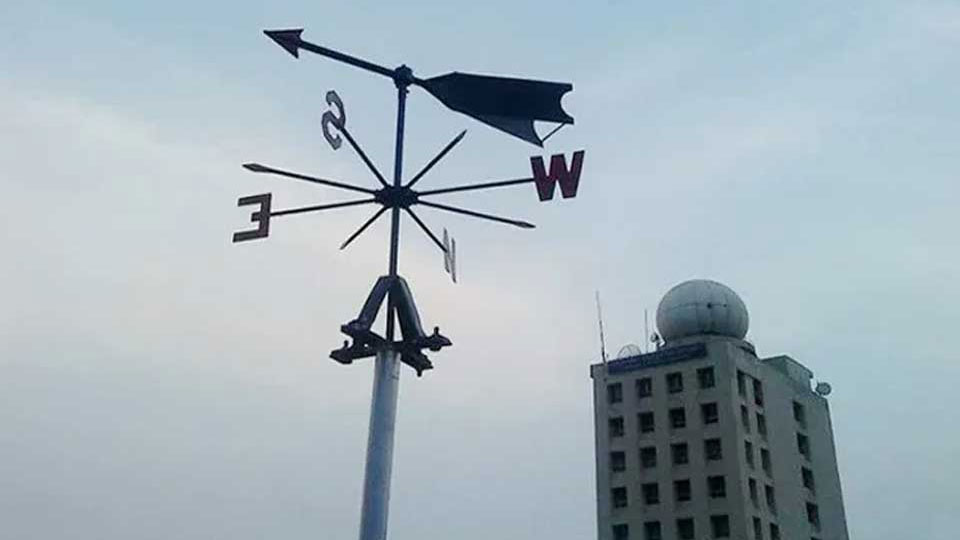 বাড়তে পারে গরম