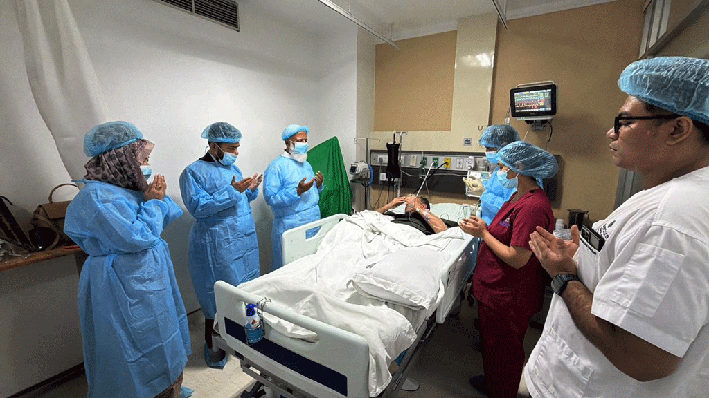 মির্জা আব্বাসকে দেখতে হাসপাতালে জামায়াত আমির