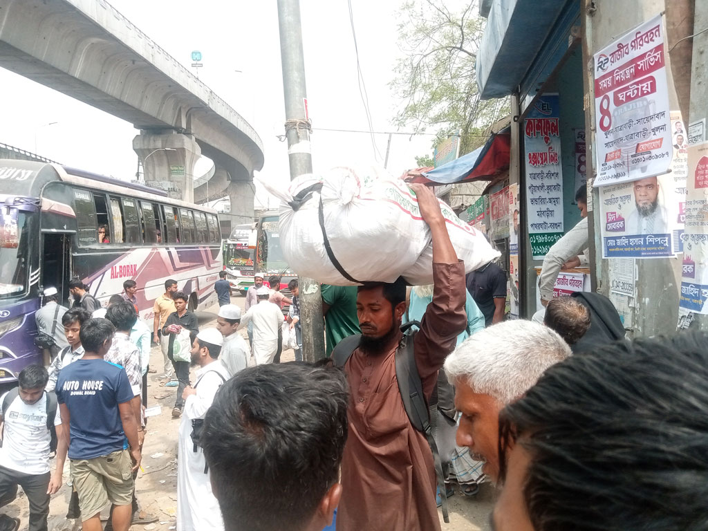 যাত্রাবাড়ী-সায়েদাবাদে ভিড় কম, বেড়েছে ভাড়া