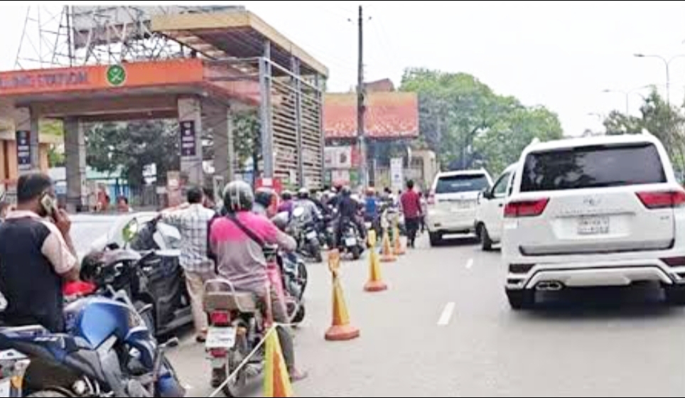 সংকট তৈরি করে মুনাফা-জ্বালানি খাতে অসাধু ব্যবসায়ীদের নতুন কৌশল
