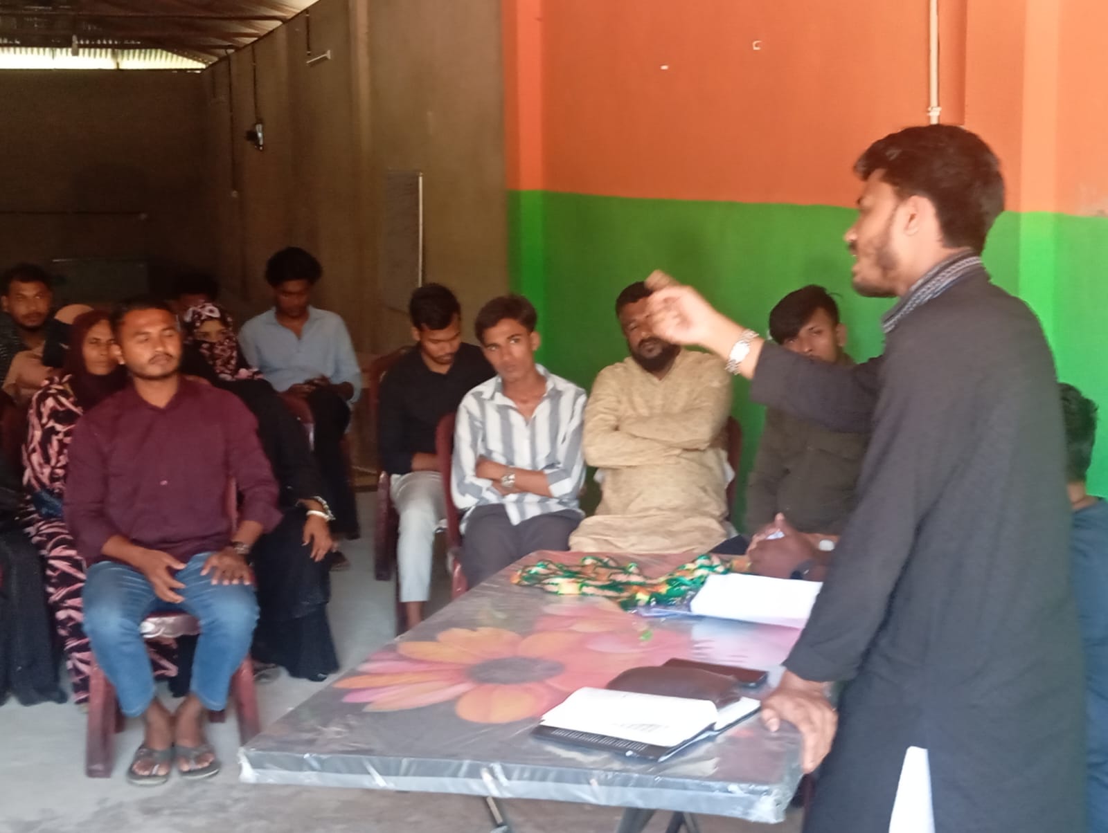 উখিয়ায় ফ্রেশ বাজার লিমিটেডের পরীক্ষামূলক ভাবে শুভ উদ্বোধন