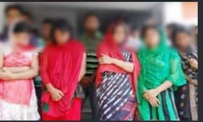 পাইকগাছায় ৫ যুবক-যুবতী-কে অসামাজিক কার্যকলাপে লিপ্ত থাকায় আটক