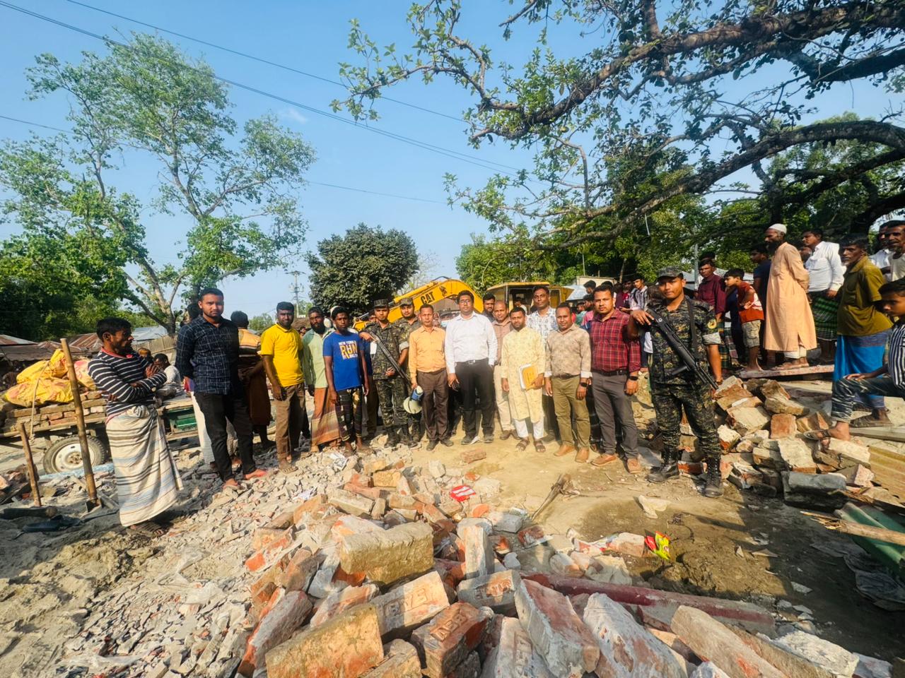 কুড়িগ্রামে সাড়ে ৩ কোটি টাকা মূল্যের খাস জমি উদ্ধার