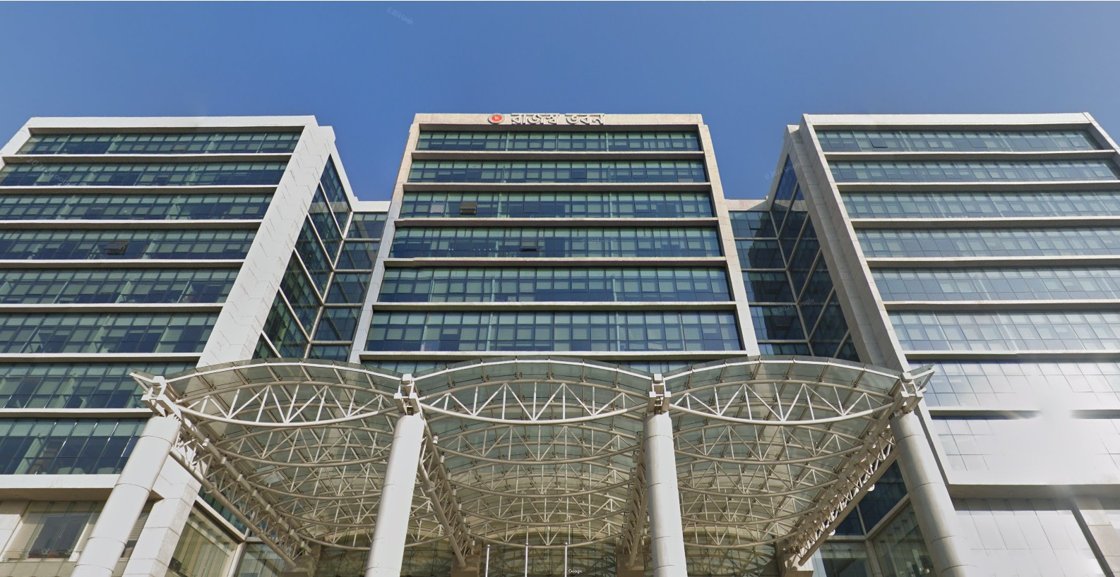 এক বছরে রাজস্ব গচ্চা লাখ কোটি টাকা